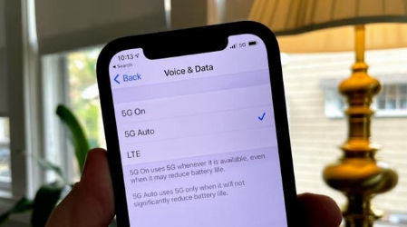 淄博苹果手机维修分享iPhone 12如何打开或关闭5G网络 